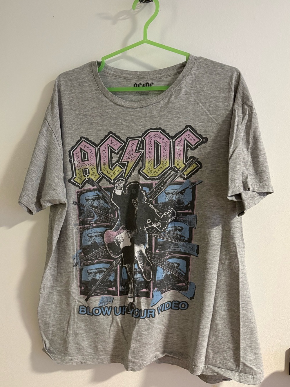 AC/DC Women's Grey Short Sleeve Graphic Tee - 'Blow Up Your Video'